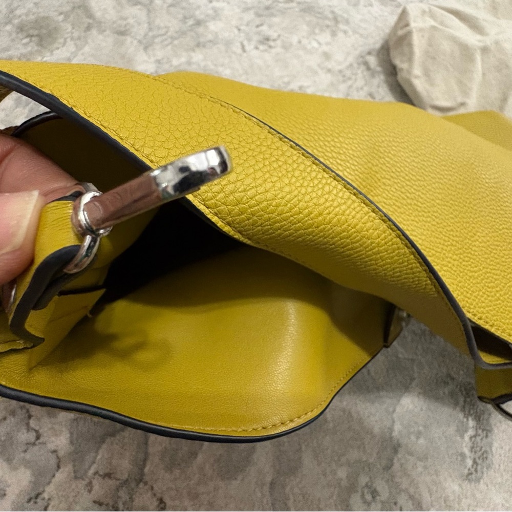 Yellow Leather Shoulder Bag - Picture 3 of 11